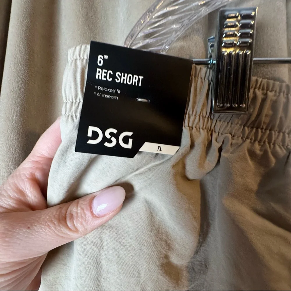 DSG Men's‎ Elastic-Waist Shorts 6 inch Rec Short Khaki XL Water repellent NWT